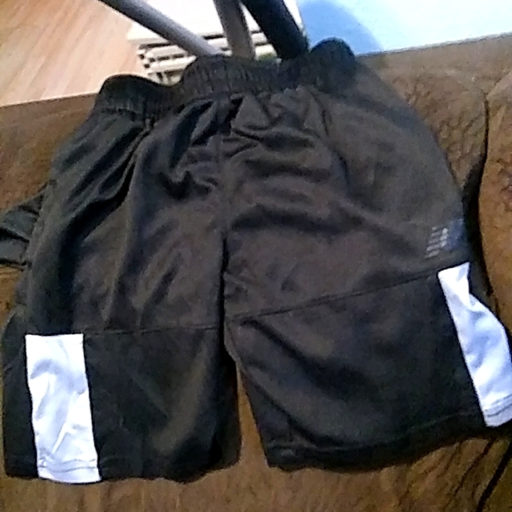New balance basket ball shorts
